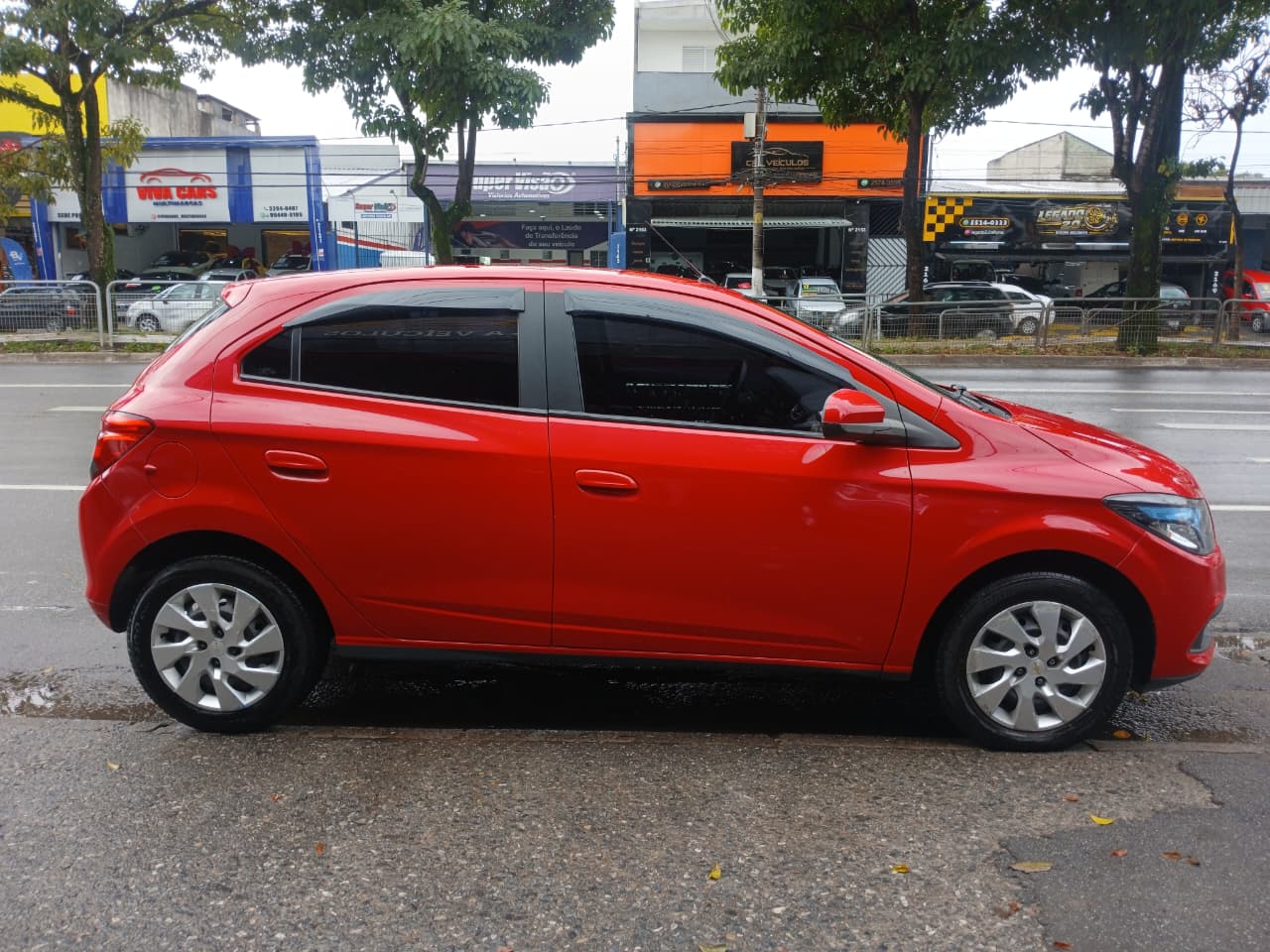 Chevrolet Onix Hatch LT 1.4 8V Flex Power 2015 — foto 4