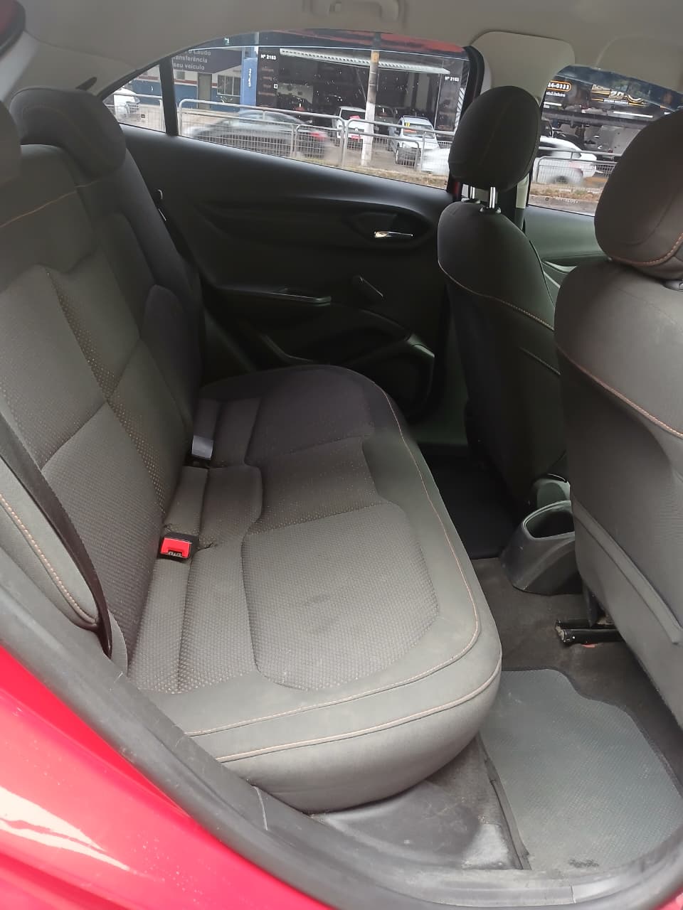 Chevrolet Onix Hatch LT 1.4 8V Flex Power 2015 — foto 10