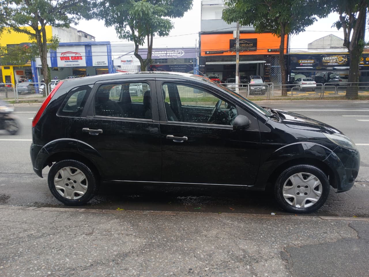Ford Fiesta Class 1.0 8V 2011 — foto 4