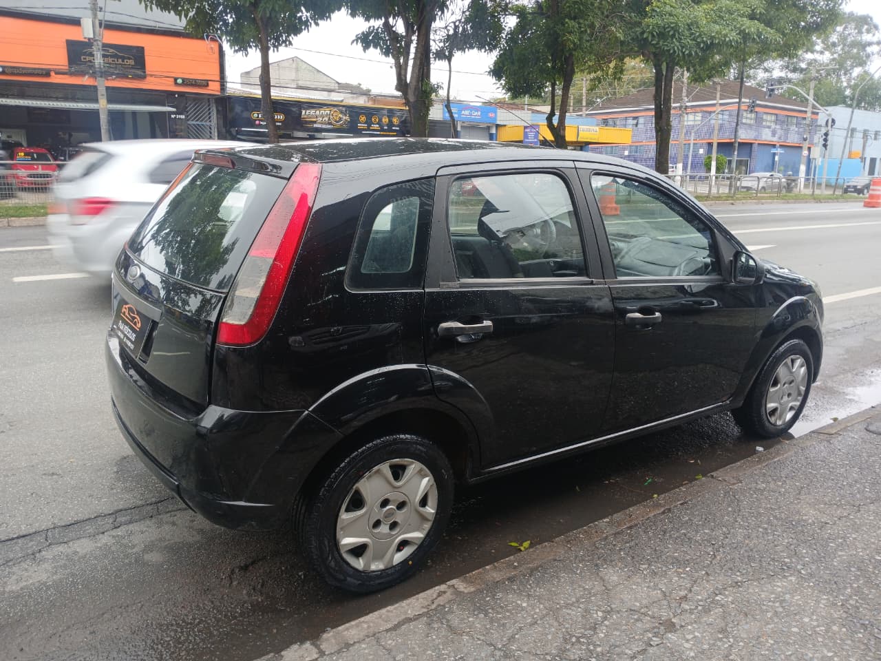 Ford Fiesta Class 1.0 8V 2011 — foto 5