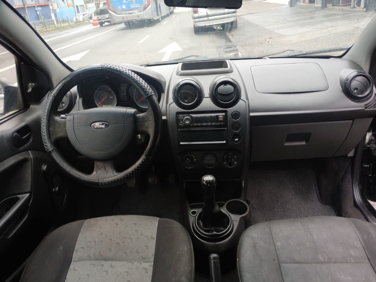 Ford Fiesta Class 1.0 8V 2011 — foto 8