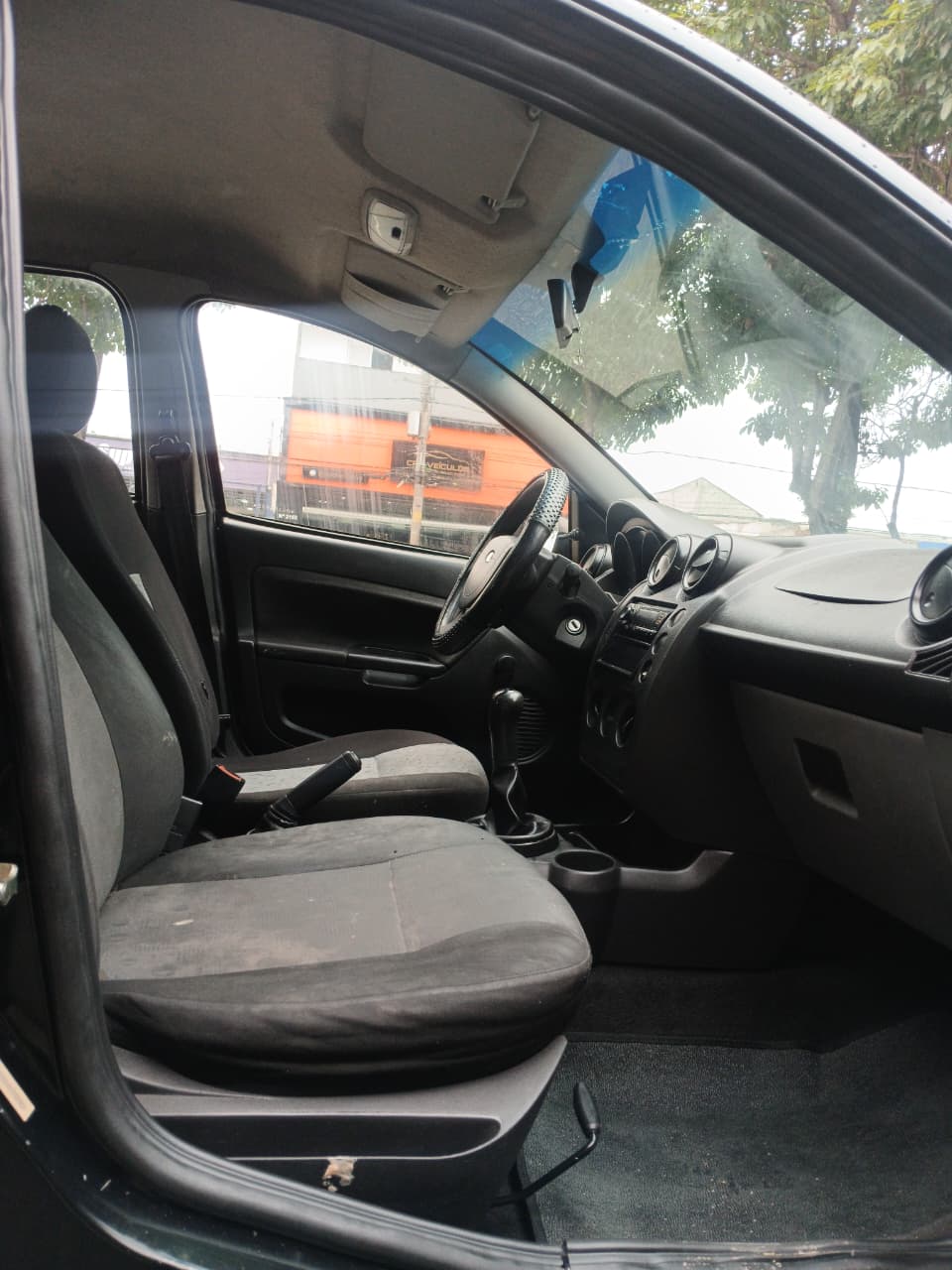 Ford Fiesta Class 1.0 8V 2011 — foto 9