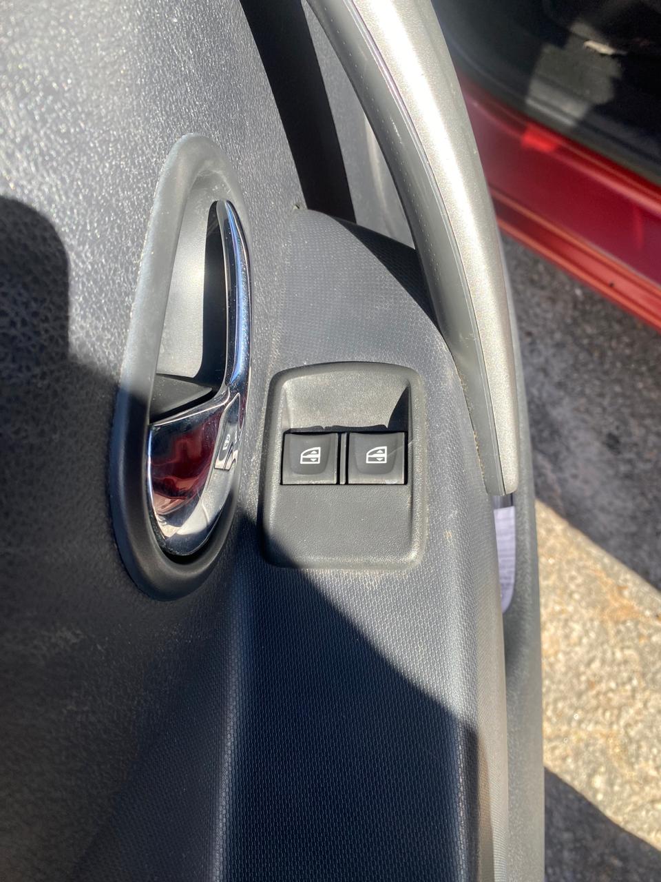 Renault Sandero Expression 1.6 2018 — foto 7